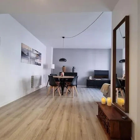 Apartment Qehome - Confort, Parking Y Cargador Ev En El Centro De *