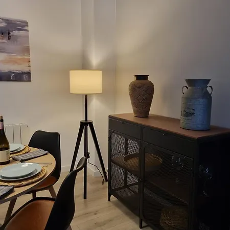 Qehome - Confort, Parking Y Cargador Ev En El Centro De Apartment Manresa