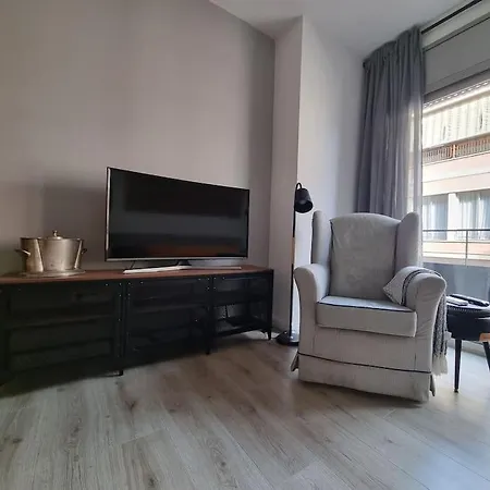 Qehome Confort Y Parquing En El Centro De *
